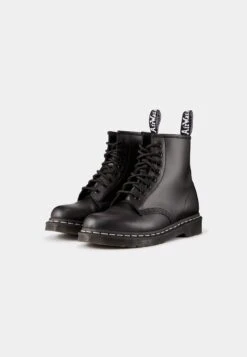 Dr. Martens 1460Boot - Veterboots - Black/White -Kleding Discountwinkel 0289d6b1792b438793b2148968a91ca9
