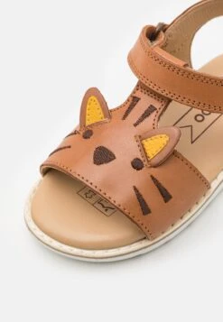 Friboo Leather - Sandalen - Cognac -Kleding Discountwinkel 0379aa417d704eff998b2ae7670ec427