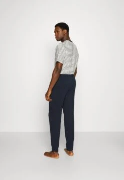 Pier One 2 Pack - Pyjamabroek - Dark Blue/Mottled Light Grey -Kleding Discountwinkel 058df6f0d3f34a2aaf1cb22da08558a8