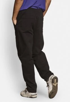 Redefined Rebel Arian - Chino - Black -Kleding Discountwinkel 0a38e8f1fb3b45d3b22c6c312377c995