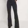 Lee Breese - Flared Jeans - Washed Black -Kleding Discountwinkel 0c0d20b80ccf41ad859f1db99540b383