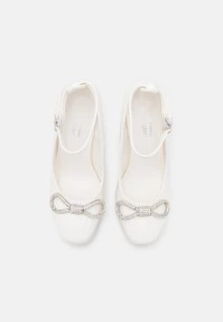 Call It Spring Vegan Kamilia - Plateaupumps - White 13 Call It Spring Vegan Kamilia - Plateaupumps - White -Kleding Discountwinkel 0d4a591de3104f0ebc1d65fcef21283a