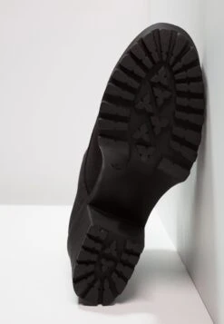 Even&Odd Enkellaarsjes Met Hoge Hak - Black -Kleding Discountwinkel 155808bd462e413cbe1540677b9d4a9e