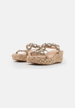 Alma En Pena Sandalen Met Sleehak - Beige 10 Alma En Pena Sandalen Met Sleehak - Beige -Kleding Discountwinkel 18e6400368264c168d0a8dddaff3793e