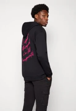 YOURTURN Embroidered Text Hoodie Unisex - Hoodie - Black 11 YOURTURN Embroidered Text Hoodie Unisex - Hoodie - Black -Kleding Discountwinkel 1b00bdfa4f184078b8b4af421ae91c6b