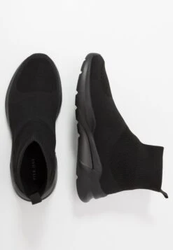 Pier One Sneakers Hoog - Black 15 Pier One Sneakers Hoog - Black -Kleding Discountwinkel 1c0e079027f9476db1db08be1ecd7d3b
