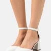 Call It Spring Vegan Daliaa - Klassieke Pumps - White 2 Call It Spring Vegan Daliaa - Klassieke Pumps - White -Kleding Discountwinkel 1fb15e157b9842f0b46d97c6213e762a