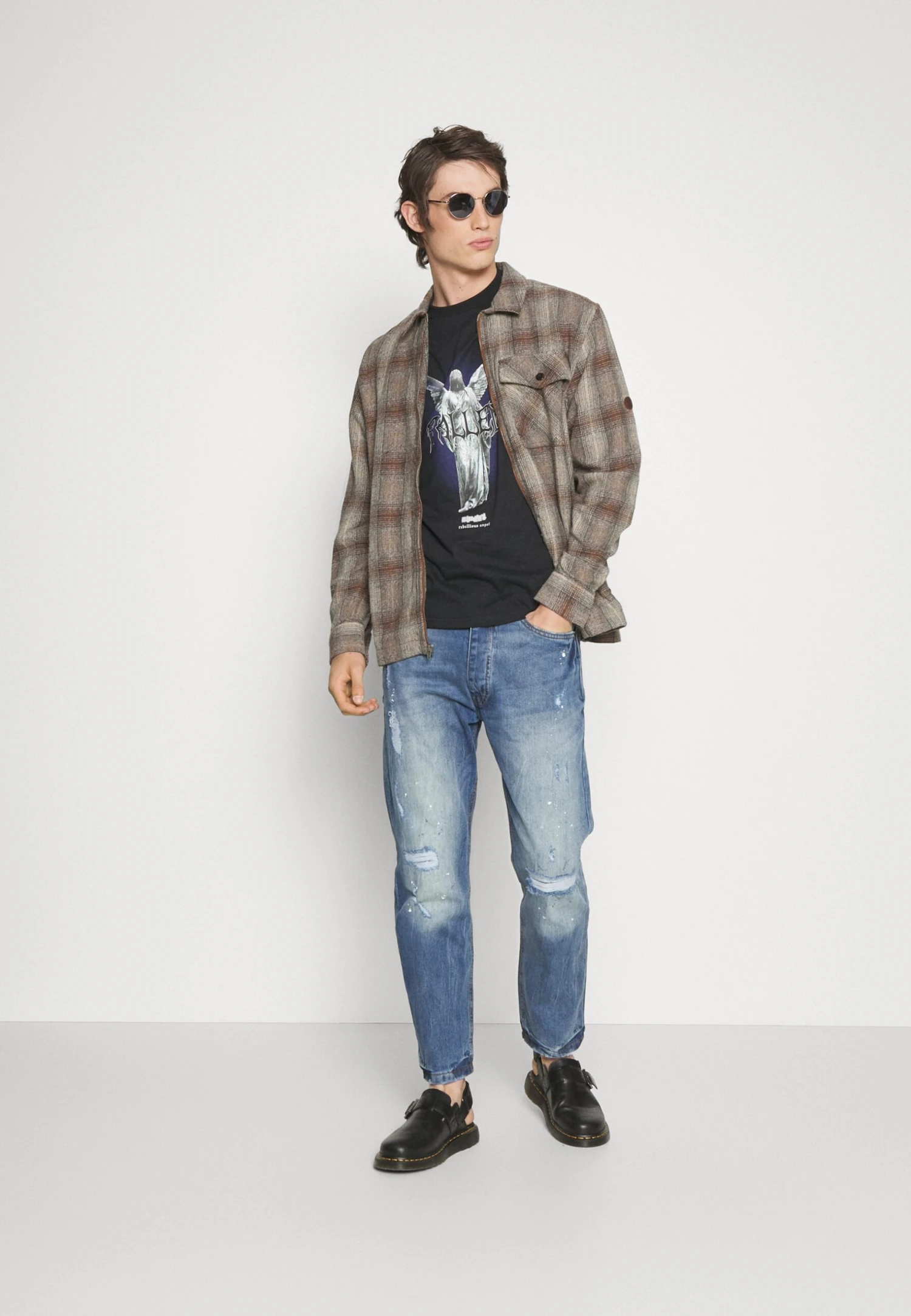 YOURTURN Fallen Schoolzi - T-Shirt Print - Black 4 YOURTURN Fallen Schoolzi - T-Shirt Print - Black - Afbeelding 2