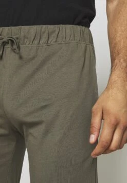 Pier One 2 Pack - Pyjamabroek - Black/Khaki 13 Pier One 2 Pack - Pyjamabroek - Black/Khaki -Kleding Discountwinkel 2d7e8aabb1c34004a160f9bd3c559011