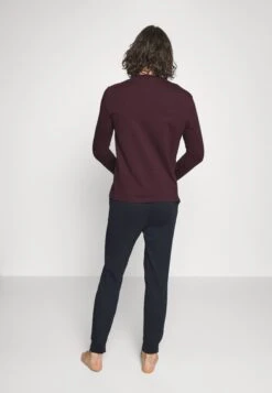 Pier One Pyjama -Dark Blue/Bordeaux -Kleding Discountwinkel 34a871e63fd34211ac4e777f2698adc7