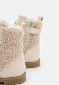 Friboo Veterboots - Nude -Kleding Discountwinkel 4962b11886164aecbbd42ea690c24d22