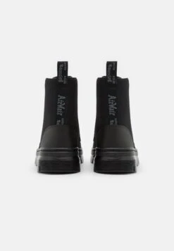 Dr. Martens Combs Ii Unisex - Veterboots - Black 10 Dr. Martens Combs Ii Unisex - Veterboots - Black -Kleding Discountwinkel 4f687773acd04126a61f5769b74ed49b