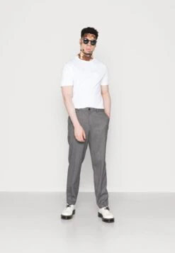 Uitgelichte producten 11 Pier One 10 Pack - T-Shirt Basic - White/Black