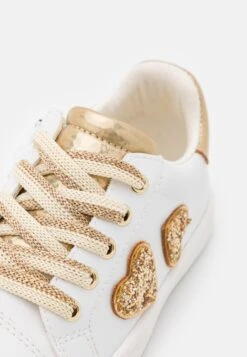 Friboo Sneakers Laag - White -Kleding Discountwinkel 5505164fde1945d49682ed81821a514c