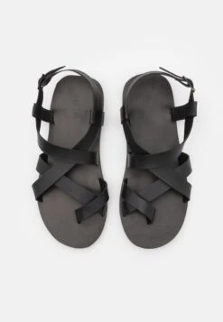 Pier One Teensandalen - Black -Kleding Discountwinkel 6818b30d26474e658a275654bdec1e84