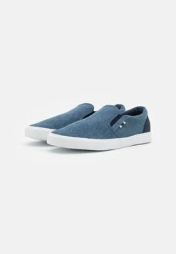 Pier One Sneakers Laag - Blue 9 Pier One Sneakers Laag - Blue -Kleding Discountwinkel 690ce6118e1c4ca298845d15a6ae072e