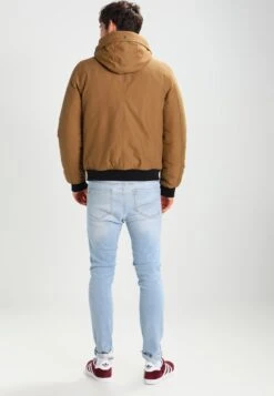 Pier One Winterjas - Beige -Kleding Discountwinkel 6b0753ac77d74ba3817b599509097817