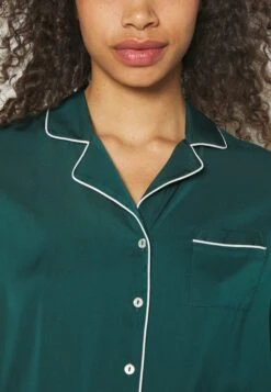 Anna Field Pyjama - Dark Green -Kleding Discountwinkel 6b0cbbeebd804997a0164a9ab5615dc3