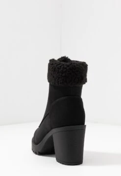 Anna Field Winter Boot - Enkellaarsjes Met Plateauzool - Black 14 Anna Field Winter Boot - Enkellaarsjes Met Plateauzool - Black -Kleding Discountwinkel 75644dab5c4b4634862305626d9534e6
