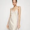 Anna Field Bridal Nightie / 003 - Off-White - Nachtjapon - 003 - Off-White 2 Anna Field Bridal Nightie / 003 - Off-White - Nachtjapon - 003 - Off-White -Kleding Discountwinkel 7d1e53598b5340148d90f82e5789998c