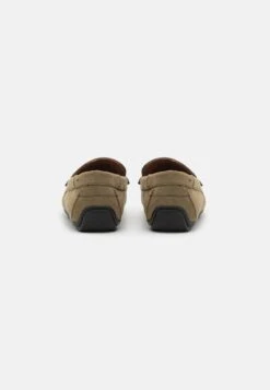 Pier One Unisex - Mocassins - Olive -Kleding Discountwinkel 83d1f5a6a06847da9775750cb73a9d57