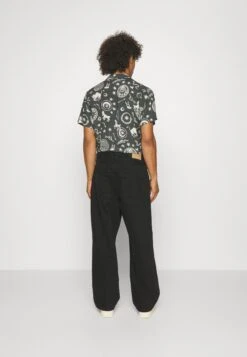 YOURTURN Baggy Jeans Unisex - Relaxed Fit Jeans - Black Denim -Kleding Discountwinkel 856524ea1a41478dbf188a3711e8cfe3