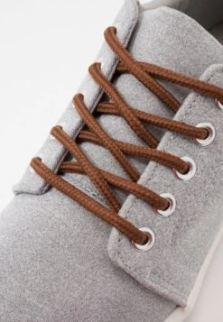 Pier One Unisex - Sneakers Laag - Light Grey -Kleding Discountwinkel 8956e04325d546cdaaf9eb7ba229d6e9