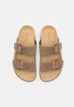 Pier One Leather Unisex - Pantoffels - Stone -Kleding Discountwinkel 8a668f54d8c54cffbe49465b492ae069