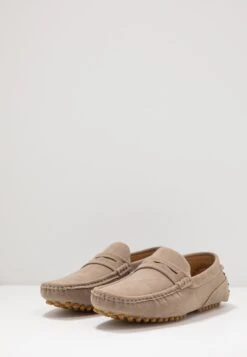 Pier One Unisex - Mocassins - Taupe 10 Pier One Unisex - Mocassins - Taupe -Kleding Discountwinkel 8db2ebcd0d58417e91782ba204cb2b61