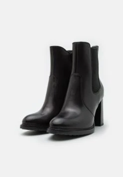 Leather- Enkellaarsjes Met Hoge Hak - Black 10 Leather- Enkellaarsjes Met Hoge Hak - Black -Kleding Discountwinkel 905be349a0424c6ebaa958778d635f40