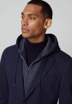 Hackett London Sports W Hooded Bib - Blazer - Navy Blue 13 Hackett London Sports W Hooded Bib - Blazer - Navy Blue -Kleding Discountwinkel 91a30cf6ce8047fe85f7d306db770724