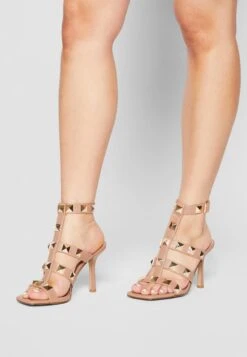 Steve Madden Capri - Sandalen - Nude -Kleding Discountwinkel 93baec227c1e4f15b6df048a87c9c4a4