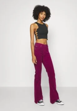 Lee Breese - Flared Jeans - Foxy Violet -Kleding Discountwinkel 9758b015811d417aaf9b20d119249d30