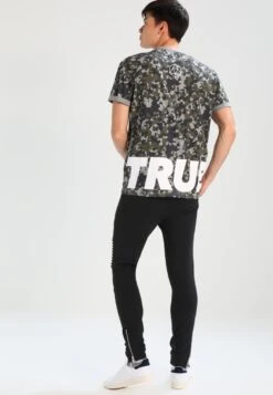 Pier One Biker Jogger - Trainingsbroek - Black 10 Pier One Biker Jogger - Trainingsbroek - Black -Kleding Discountwinkel 9e1fd48a4e81410d808b9d9d17a80062