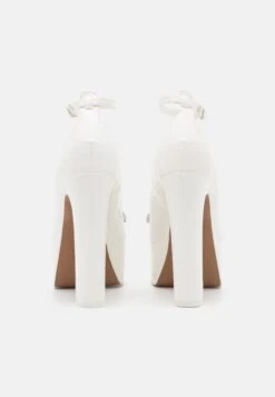 Call It Spring Vegan Kamilia - Plateaupumps - White 11 Call It Spring Vegan Kamilia - Plateaupumps - White -Kleding Discountwinkel 9f71877d94d24250a669163e7e649087