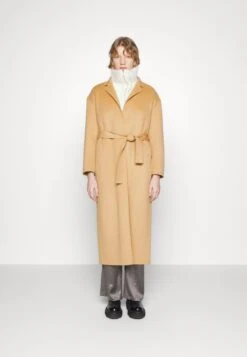 Filippa K Alexa Coat - Mantel - Light Camel -Kleding Discountwinkel a0d80ae0894a4290a4daac80ef0dec77