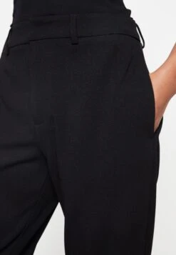 Noisy May Nmrobyn Bootcut Pants - Broek - Black -Kleding Discountwinkel aba89a5446264367a79862c9ea9ab27c