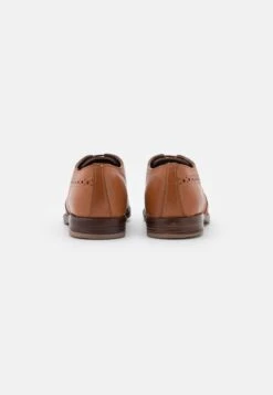 Friboo Leather - Veterschoenen - Light Brown -Kleding Discountwinkel ad925974c98843b7bd1495be16c80509
