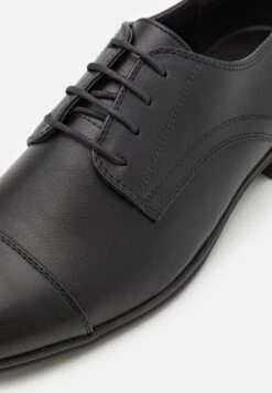 Pier One Sportieve Veterschoenen - Black 13 Pier One Sportieve Veterschoenen - Black -Kleding Discountwinkel b187f2f4d5f440f6ab266cd04baea543