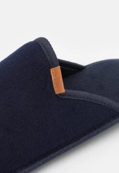 Pier One Pantoffels - Dark Blue -Kleding Discountwinkel b3c54519d0c84a4fba4b0a5826df130e