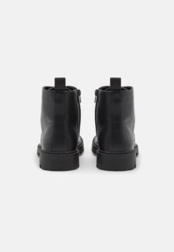 Pier One Unisex - Veterboots - Black -Kleding Discountwinkel b4bba21c5c5045809f9f89fdc8738ce6