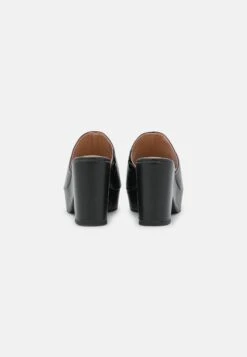 Wide Fit - Muiltjes Met Hak - Black -Kleding Discountwinkel b55520beef73467197135975547764b9