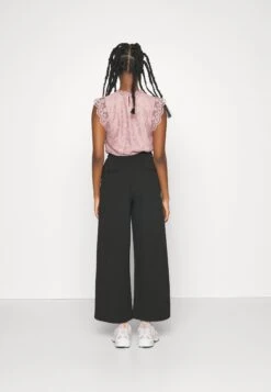 Noisy May Petite Nmjasa Wide Pant- Broek - Black 10 Noisy May Petite Nmjasa Wide Pant- Broek - Black -Kleding Discountwinkel b8e38f514f0645788ada879c8db7252a