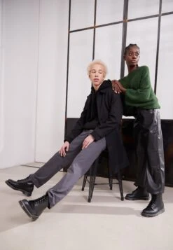 Dr. Martens 1460Boot - Veterboots - Black/White -Kleding Discountwinkel badc1a94ddf94fccbe367d1e59e0dfe4