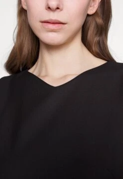 MAX & Co. Newyork - Etui-Jurk - Black 13 MAX & Co. Newyork - Etui-Jurk - Black -Kleding Discountwinkel c21fc79edbf04577baece870d616dcf3