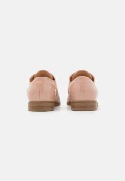 Veterschoenen - Rose Gold -Kleding Discountwinkel c40acca052274ce58f643800211a6dfb