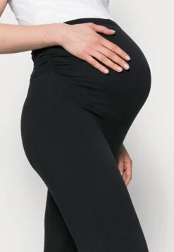 Trainingsbroek - Black -Kleding Discountwinkel c5ab4c5ae4b54910993e327ccf49226d