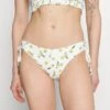 Seafolly Summer Crush Loop Tie Side Pant - Bikinibroekje - Soft Olive -Kleding Discountwinkel c8085f8ef86d42809441f2681dd673d5