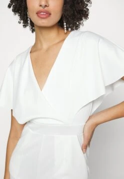 Wedding Betty V Neck Wrap - Jumpsuit - White 15 Wedding Betty V Neck Wrap - Jumpsuit - White -Kleding Discountwinkel c881f6ba37fb47679d7c7bf7b789dc5f