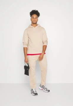 Pier One Hoodie - Tan -Kleding Discountwinkel c90dfdefac3342ac8338cc9b43b7ec66